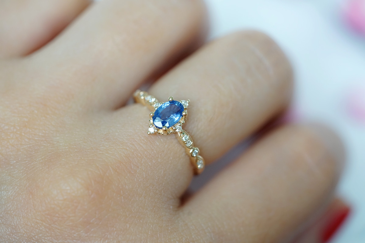 Vintage Blue Sapphire Engagement Ring - Diana – Sunday Island